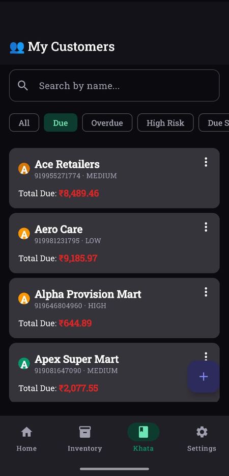 VittaFide Khata screen listing customers with the amount each one owes